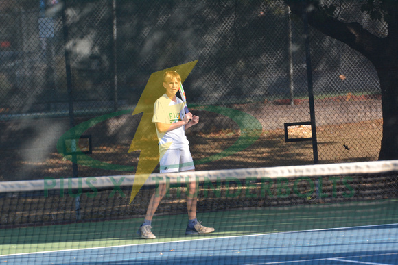 10-17 varsity boys tennis allie (169)