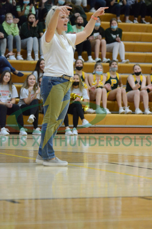 2-4 CSW Pep Rally- kid Clare (173)