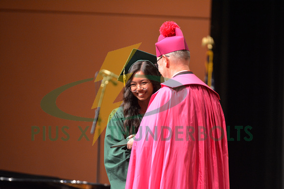 Natalie graduation 5-21 (789)