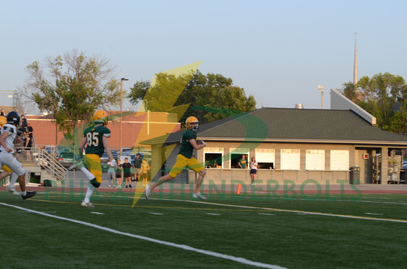 9-30 jv football vs. skutt emily (75)