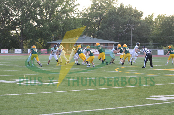 9-30 jv football vs. skutt emily (14)